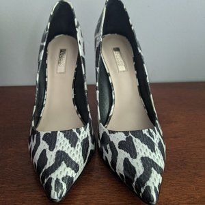 GUESS- Animal Print S8 Heel